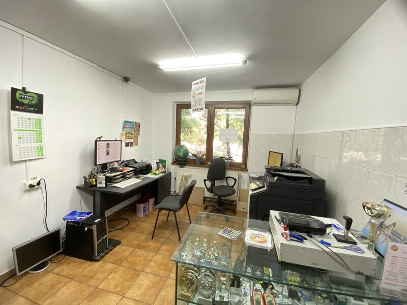 Drumul Taberei, Compozitorilor